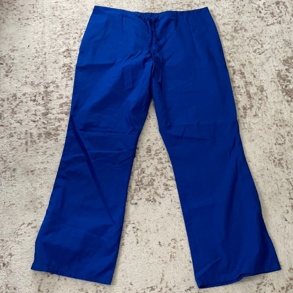 Cherokee scrubs, flared style 4101, size XL